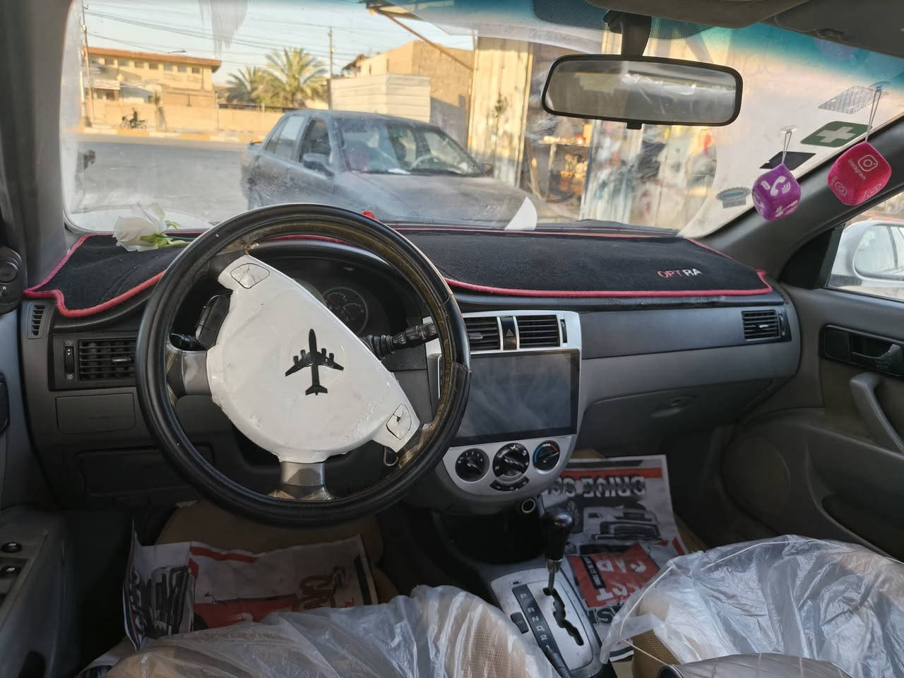 السلام عليكم اوبترا للبيع مديل 11 بأسمي رقم ديالى نكليزي سنويه لل30 سياره محرك كير كفاله تبريد ثلج. ملاحضات. مبدل بنيد اصلي اوجاملق  اوصبغ ثلاث بيبان  مكفوله من الضربه  القويه 
مكان السياره صلاح الدين الدجيل السعر 65 اوبيها مجال للشراي. اتصال فقط ماارد ع تعليق او خاص. غير متواجد ع فيس. اتصال ***********
