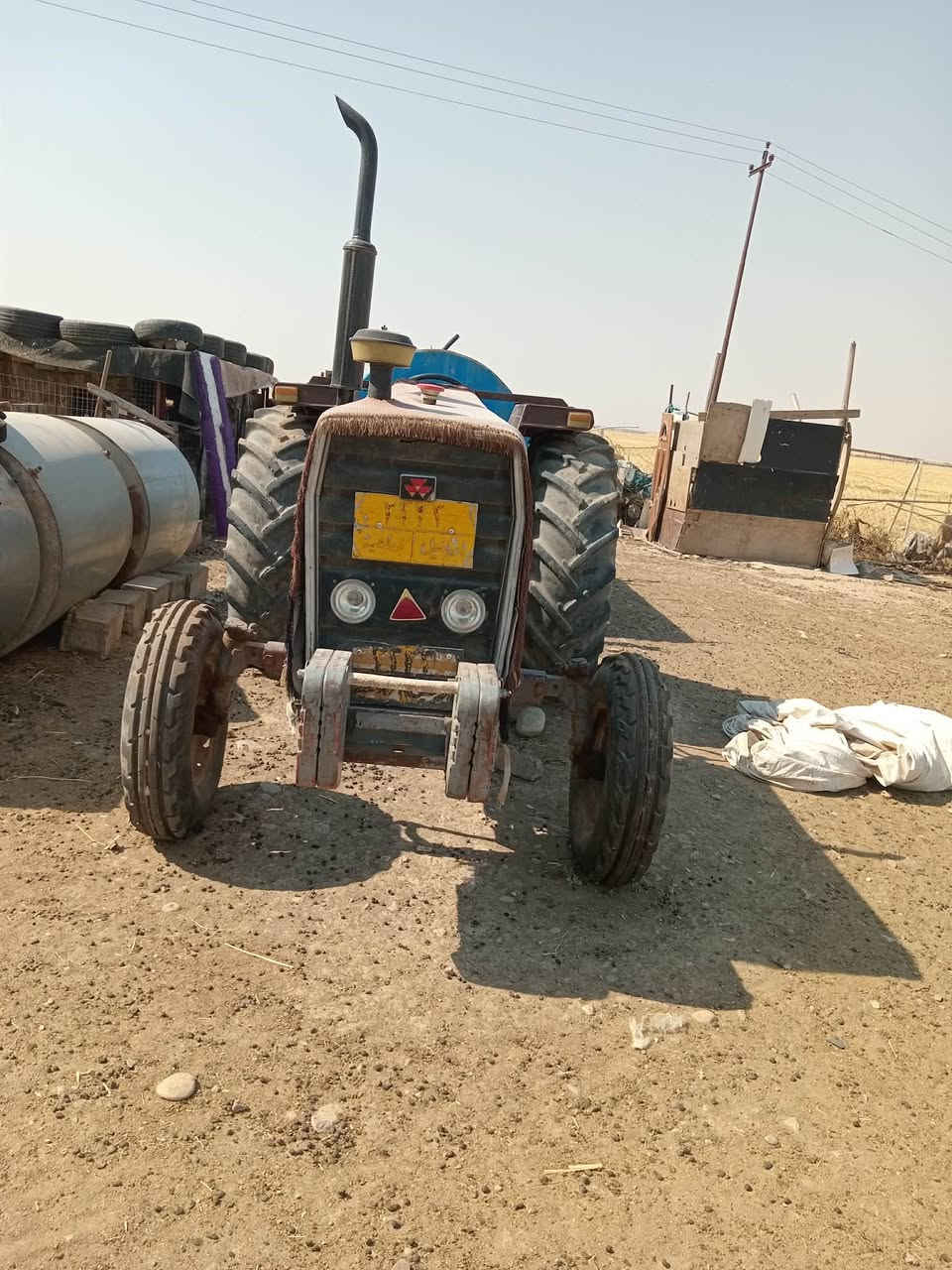 تراکتۆر حەجم 290 هەموو گیانی بەشەرت سعری 60 گەڵا ***********
