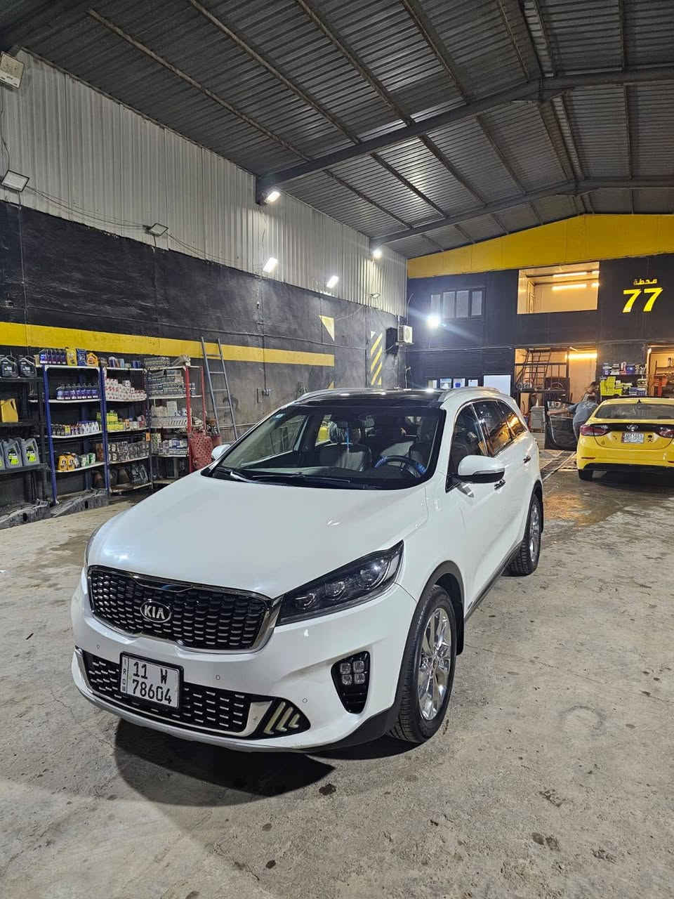 سلام عليكم
سورنتو 2018  شكل 20 خليجي رقم بغداد انكليزي 
سيارة مكفول من صبغ وشخط ورصعة سيارة جديدة
سيارة ماشية 73 حقيقي سيارة كويتي فول1/1 مواصفات 
فور ويل تحكمات جنطة كهرباء سايد بريك كهرباء سلايت قمارة جلاتين بلاك مكينة 6 كير 8 نمر كشنان جلد تدفئه تبريد اشارت ترحيب مري شفط 
عنوان بغداد قرب تاجيات سعر (26الف)
*********** واتساب وخط
