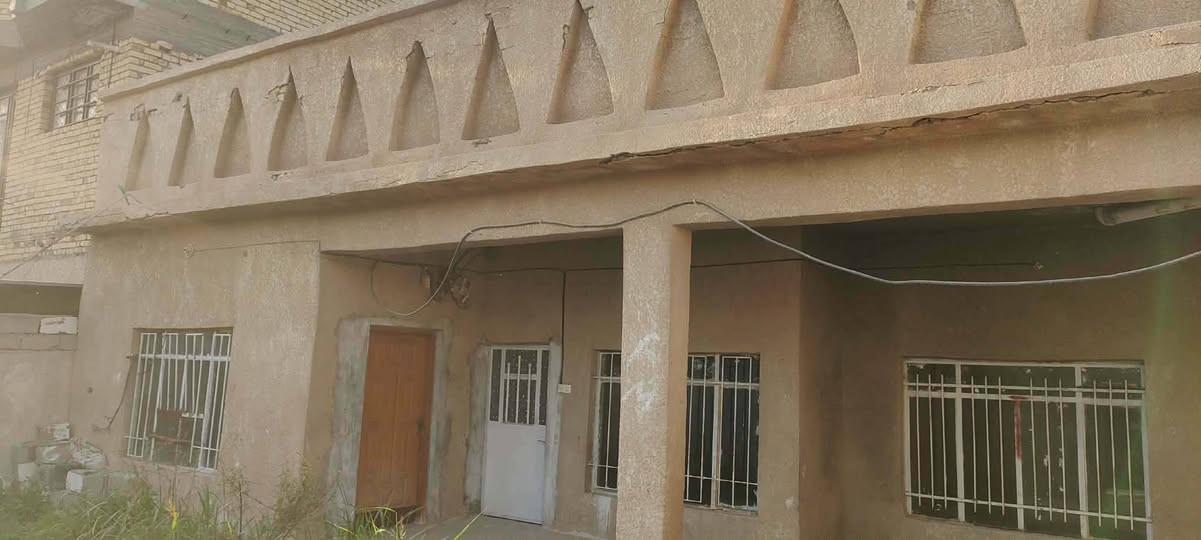 مكلف باالنشر بيت للبيع نعما نيه حي العسكري خلف  ابراهيم العيلان طابو صرف بناء قديم مساحه  ٢٨٠ متر غرفتين صاله جبيره واستقبال مطبخ صحيات داخليه و خارجيه استفسار خاص


**إذا كنت صاحب هذا الإعلان وتريد حذفه لأي سبب، رجاءا أرسل رسالة إلى الدعم الفني**