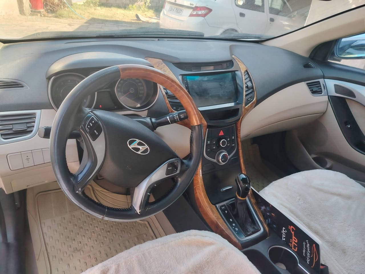 للبيع الانترا خليجي 2016 مكفوله كفاله عامه من كلشي عدا ال سونار سونارها بل منشور  رقم بابل بسمنه سنويه بعدها ما ساقطه فول سياره عده للبصمه فتحه تبريد خلفي مري شفط تبريد ثلج كير ومحرك وحداديه شرط الشراي ينتصل ويدلل ***********
