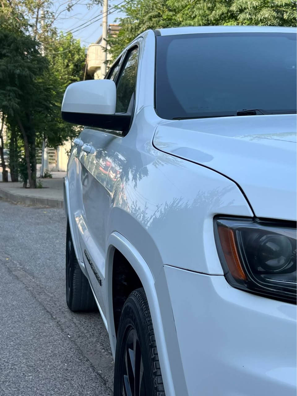 بسم اللە 🤍
Jeep grand cherokee 🇺🇸
ماشاللە ✨
جێب مۆدێل ٢٠٢٠ 
بلاک تۆپ 
شاشە گەورە 
کوشن جلد 
مەکینە ٣.٦ 
سندوق جەک 
دەبڵ ئەکسل 
٤٨ هەزار مایل 
کلین تایتڵ 
بێ بۆیاخ 
تەنها پەلەیەکی بچوکی سەر بۆنیتی بۆیاخە 
لەگەڵ ساردێکی بچووک لەسەر سنەقەکەی
ژمارەی شانسی (1C4RJFAG2LC271292)
نرخ ٢٩٥ گەڵا و معامەلە 
ژمارەی موبایل *********** السليمانية, العراق
