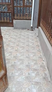 بيت للايجار • خلف مول السجاد • ١٠٠م