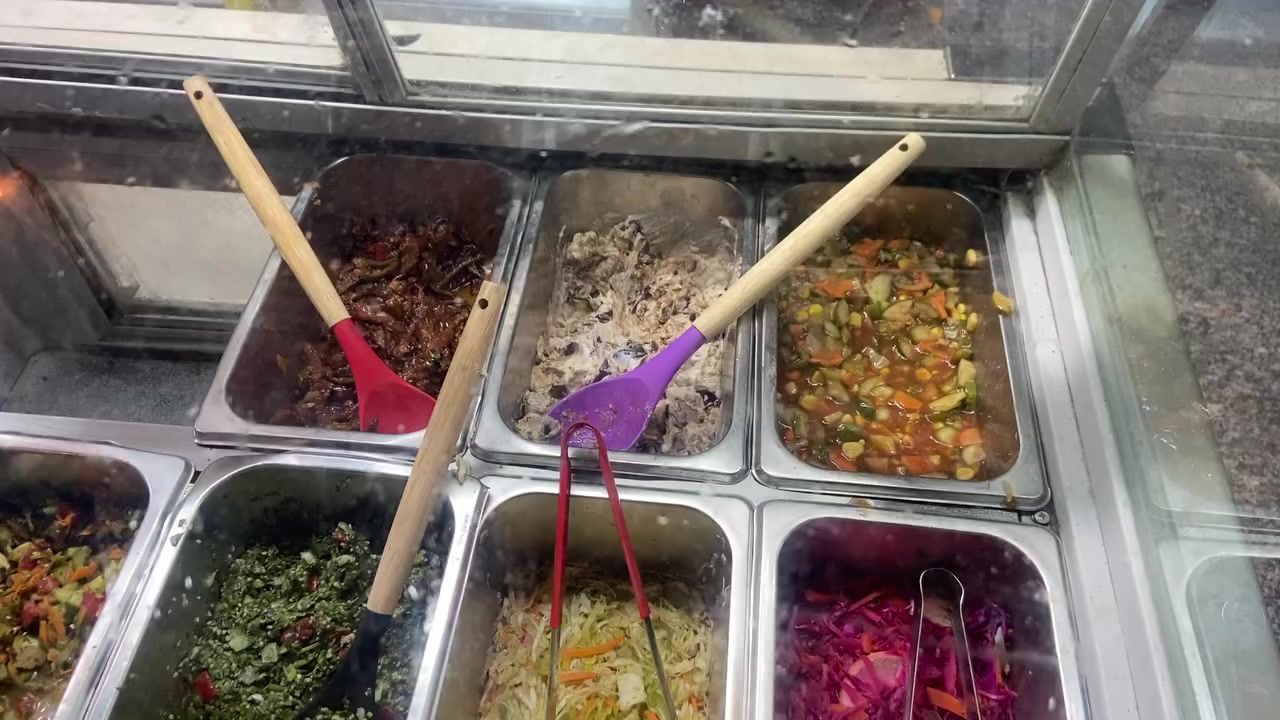 السلام عليكم قلايه البيع حوضين عنواني الاعظمية السعر 450الف ***********
براد مقبلات البيع
