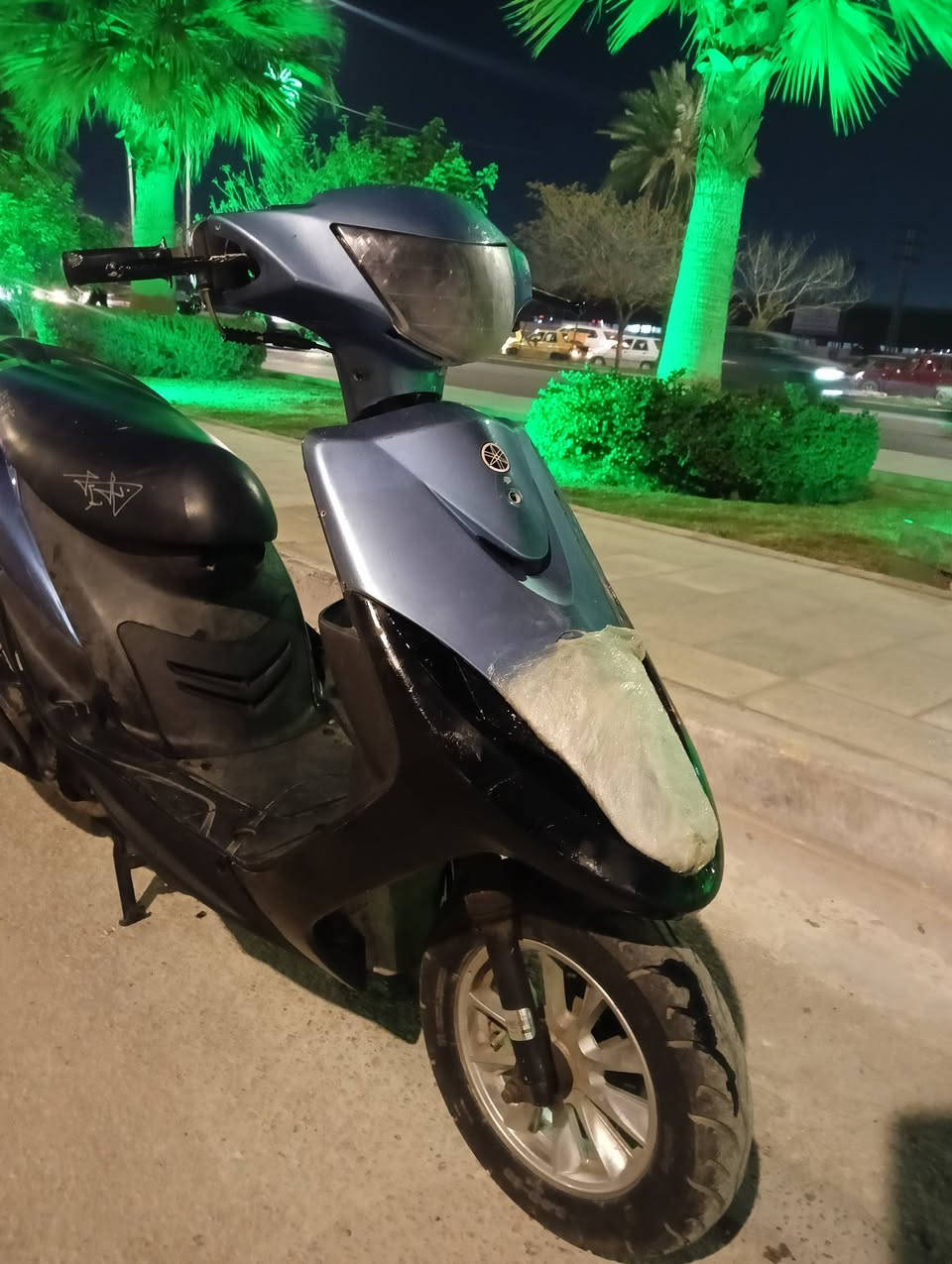 يا الله 
سلام عليكم 
ماكس عدله للبيع
ياباني موديل 2007
مكينه خير من الله
الدراجه بوشه 49
مفتوح بس ولفات وعل فحص الدراجه
الدراجه كفراتها الاصليه موجوده لونهن احمر🍎🍎
الدراجه عله إيدي 
ومدارياها
اروح بيه وارجع
مزود
سبايدر كاربون فايبر 
اوياله رياضي يخبلن
الدراجه مكينه خير من الله شلعه ومعدل فول 
نعومه تخبل 
بل عايفه عل ياخذه ماتعبه
كامله سلف 
باتري جديد
نقصها كهربائيات فقط
🍏🍏بيع أو مراوس بدراجه أو أيفون فقط🍏🍏
 سعرها 450 وبيها مجال
أنطيك ويها هديه إذا اشتريته
***********
