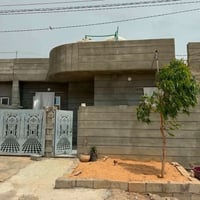 بيت رخيص • ١٠٠م • قريب من الطريق
