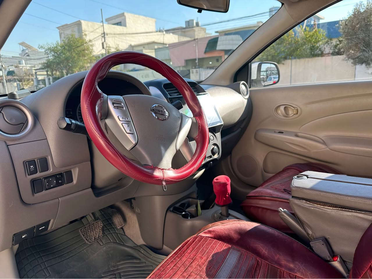 ‎نيسان سه ني  موديل ٢٠٢٠ سفري هه ولير 
‎گير توماتيك  
‎ قفل مةركةزي كونترول  
‎ كاميرا ئايپاد تةبريد
‎ئاوينةي كارةباي /نيو بست  دواوه ي  بوياخة جه مپيكي هه يه  ڤوليوم  به شةرتي گيرو مةكينةو تةبريدو ساردو گةرمي و تحول 
What app *********** أربيل, العراق
