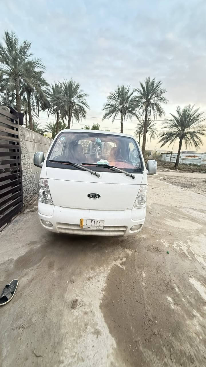 السلام عليكم  من رخصت الادمن سياره كيه موديل 2011سنويه 2028  للبيع رقم واسط كفاله من صبغ والضربه جديده كلش من كير مكينه كشر عل بلاد مكان سياره بابل 
الاتصال 
***********
