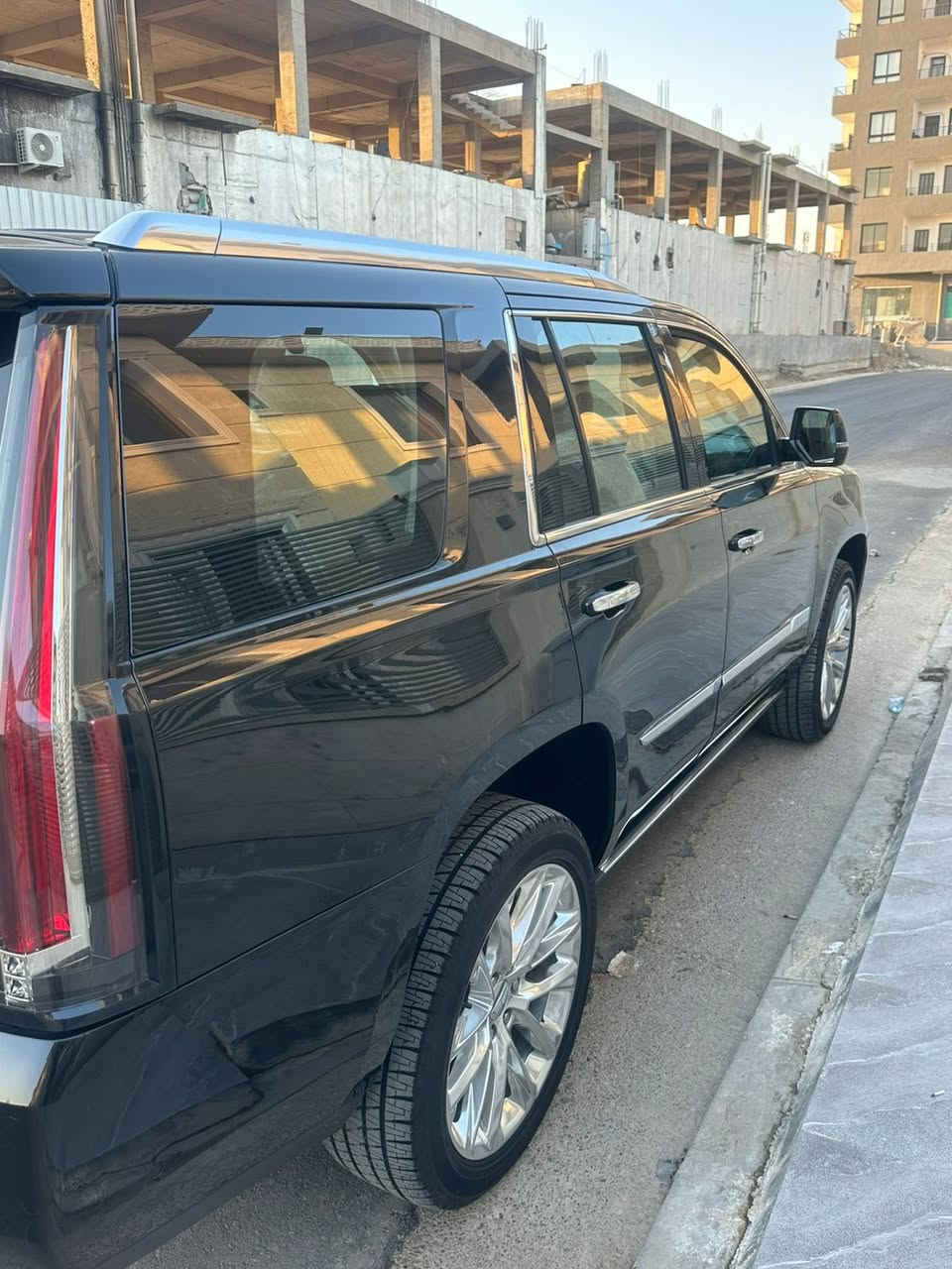 السلام عليكم
كديلاك بلاتنيوم وكاله المنصور
موديل 2020
اسود رقم بغداد اخت الزيرو
ماشيه 13000 كيلو
مكفوله كفاله عامه جديده جدا
***********
