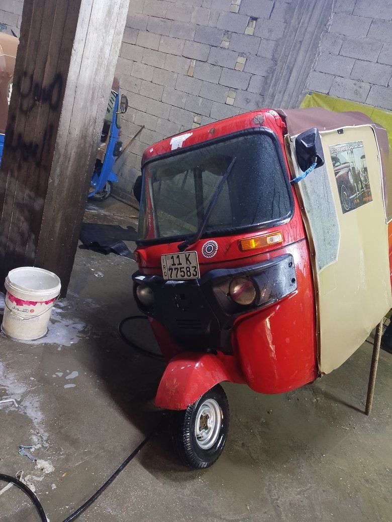 السلام عليكم تكتك البيع موديل 18 شهر 12 رقم انكليزي ثاني يوم تحويل تخم تايرات تكتك كدام عينك تجي شوف الشعب ***********
