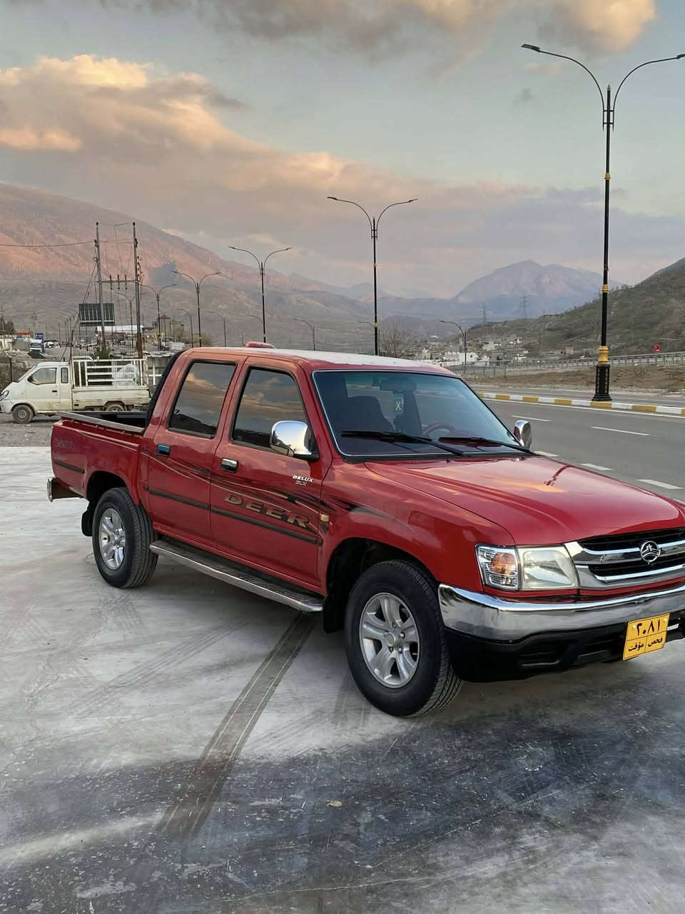 دێر مۆدێل ٢٠٠٩ مەنەفێس ئەسلی هەزەو پاکانە گێر مەکینە اکسل بەشەرت سەقفی لەزگەی شریکەی پێوەیە ٤تای نوێ لەژێرە بێ دەحم سبوخە ١دینار مەسرەفی تێدانیە ***********
***********
