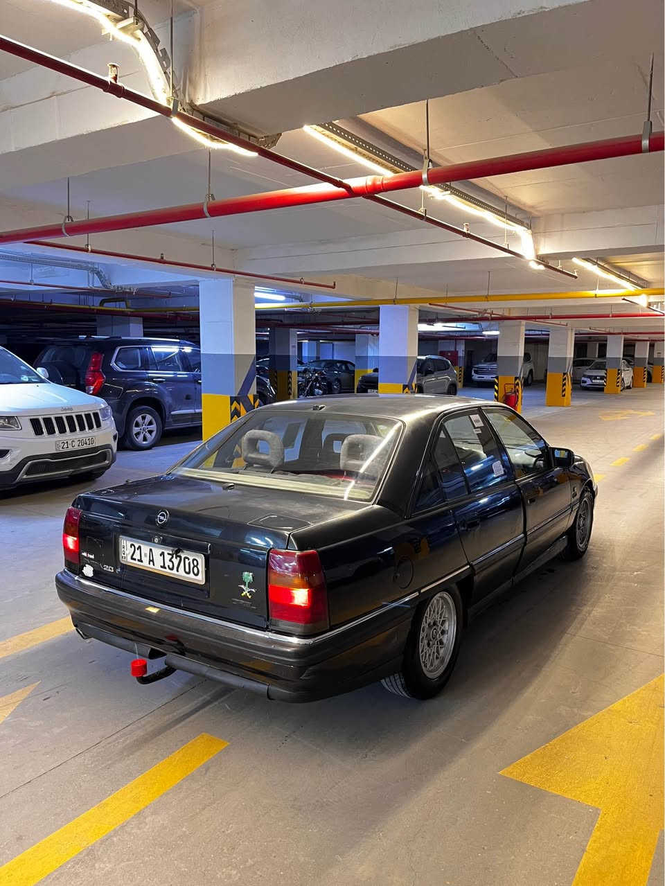 ئۆپڵی ئۆمێکا مۆدێلی ٩٣ مەکینە ٢٠ و کێڕ عادی ٢ جام کارەبایە سڵایدی کارەباییە ڕەقەم سلێمانیە بە ناوی خۆمەوەیە و تا مانگی ٨ی ٢٠٢٧ تازەیە داوای ٤٣ و معامەلەی لێ ئەکەم *********** السليمانية, العراق
