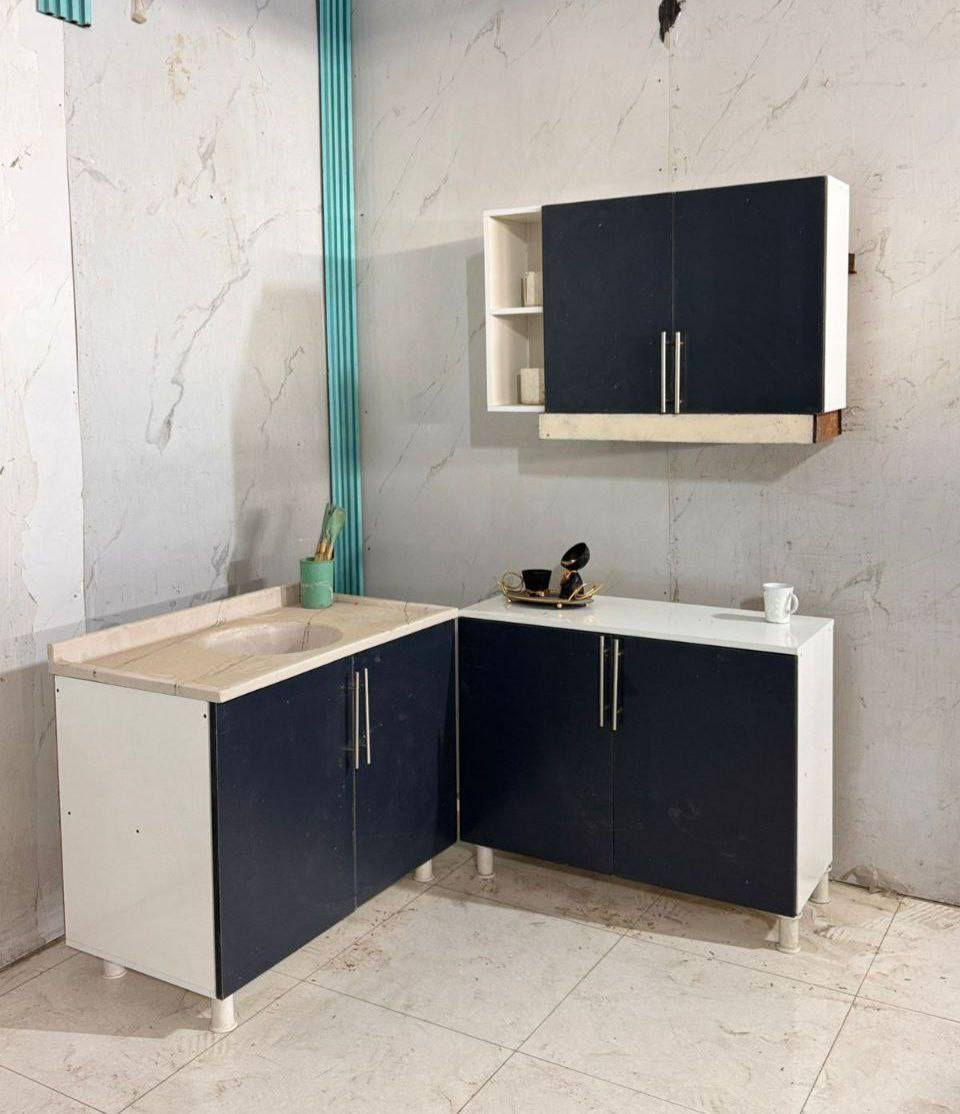 كاونتر خشب mdf
قياس متر 
وسنك متر 
ملحق متر 
هيكل Mdf. 

#السعر210الف 

التوصيل 
بغداد مركز مجاني  
ارتفاع سنك 82 سنتيم مع مرمرة 
عرض سنك متر وعشرين
عمق سنك 50 سنتيم 

ارتفاع ملحق 70 سنتيم 
عرض ملحق متروعشرين
عمق ملحق 30 سنتيم


**إذا كنت صاحب هذا الإعلان وتريد حذفه لأي سبب، رجاءا أرسل رسالة إلى الدعم الفني**