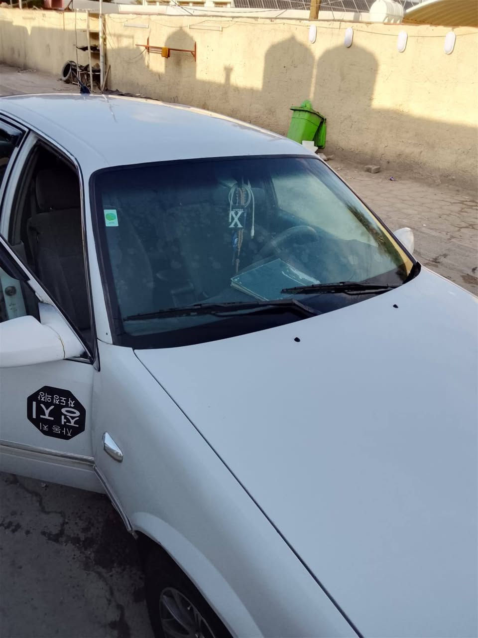 السلام عليكم برنس فراشة موديل 1996رقم سليمانية الجديد هزه وسنوية ورقم جديد سيارة حلوة كير مكينه بشرط داخلها حلو سيارة يرادلها شوية ترتيب مكان السيارة بغداد الكاظمية غير متواجد على الفيس اتصل على الرقم وتامر امر سعرها 35 وبيها مجال 
***********
***********
