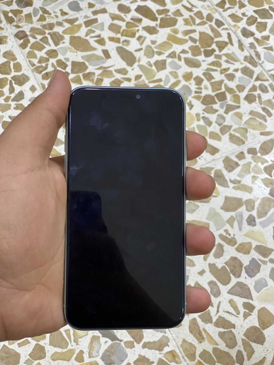 سلام عليكم
iPhone 11
ذاكرة 64
بطارية 100 
مبدل شاشة 
ضهر مبدل وبي فطر موضح بل صوره 
جهاز نضيف كدام العين 
كامرة دمعة 
تك سيم 
فيس إيدي يحتاج برمجة 
سعر 150 وبي مجال حيل بسيط 
استفسار اكثر اتصل 
*********** 
مكاني موصل ايسر
