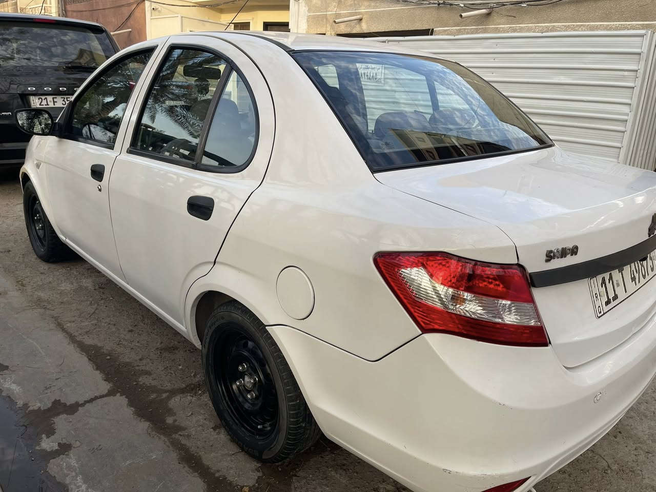 سلام عليكم لبيع ساينا موديل 2019 رقم انكليزي بغداد بسمي تحويل مباشر هزه جديده سنويه جديده سياره مكفوله من ضربه من صبغ من تبديل فقط بيها طخه على كد شبر  بل جاملغ امامي واضحه بل صور بدون صبغ عل بارد سعر 62 وبيها مجال شي قليل مكاني بغداد الغزاليه ***********
