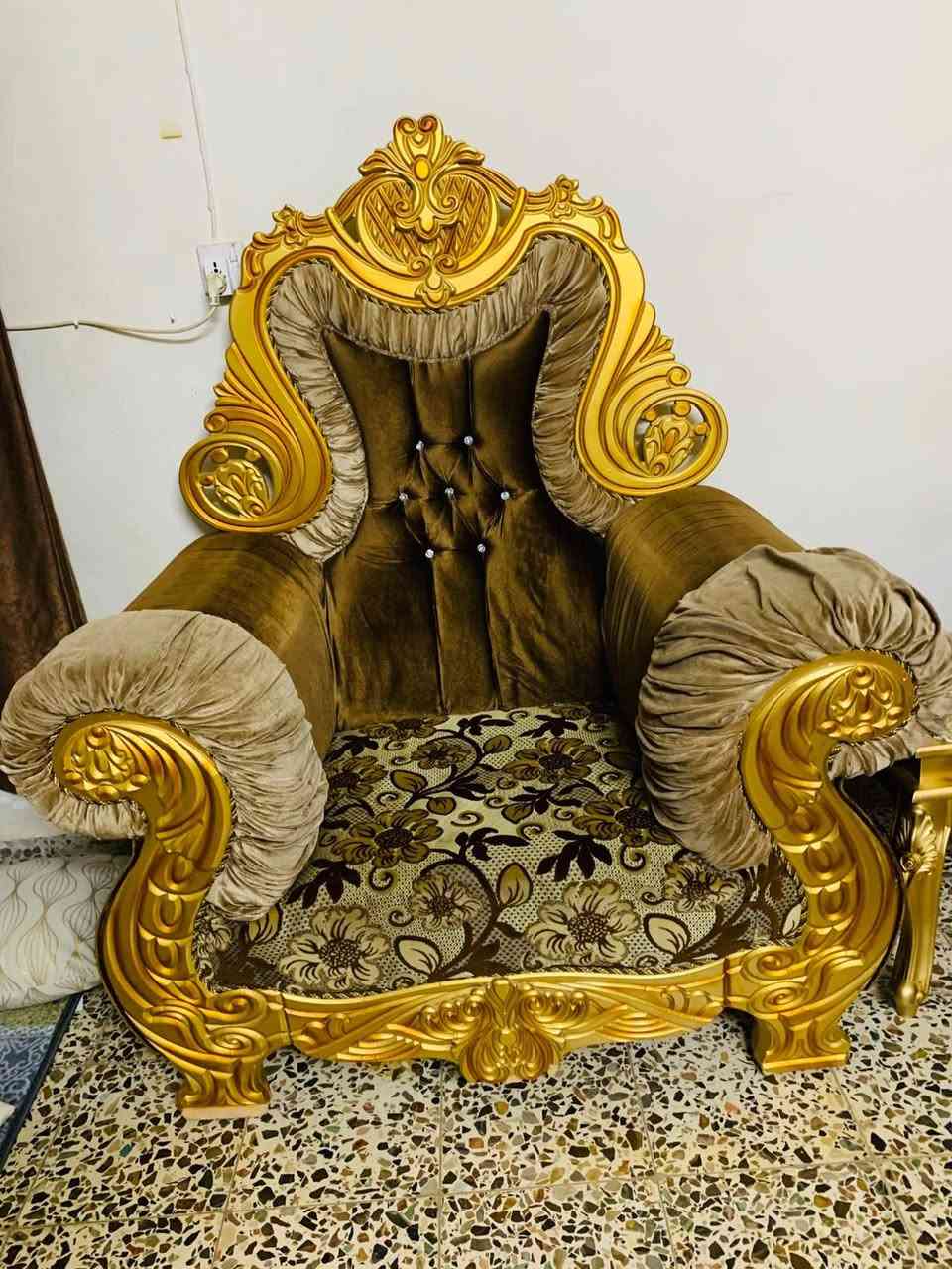قنفات ملكي ٤٥٠ الف بي مجال الاتصال ع هذه الرقم ***********
