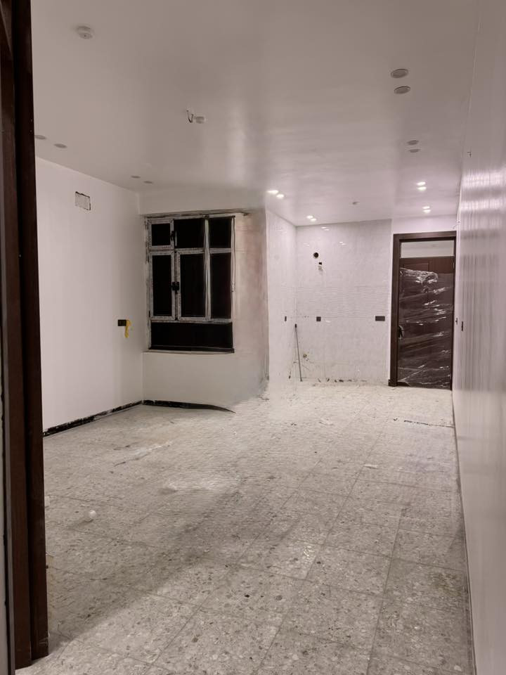 السلام عليكم بيت للأيجار جديد غير مسكون سابقاً

طابق ثاني حي الامانة مقابل التربية 

هاي الصور مالته
الاستفسار على الواتساب
***********
