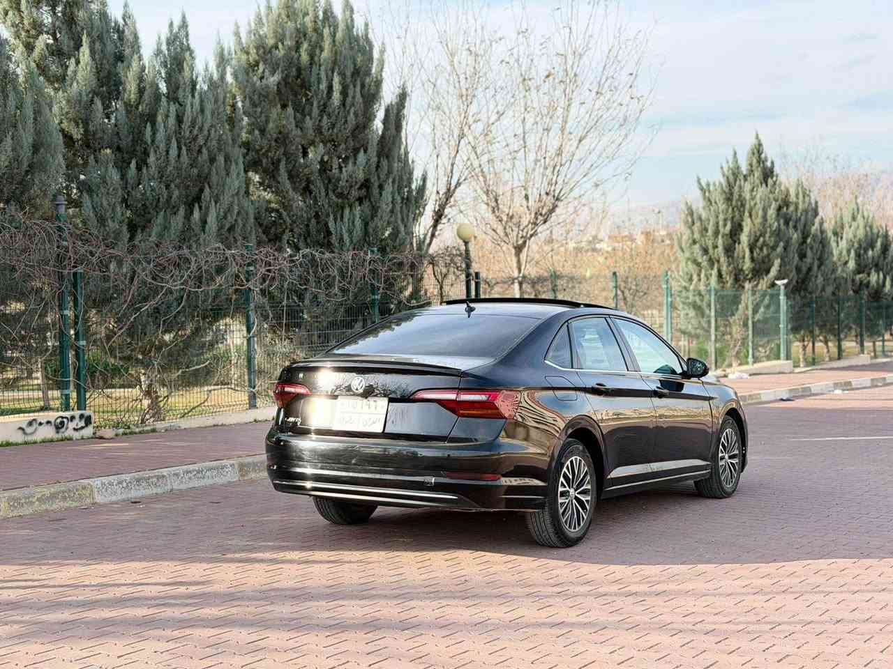 السلام عليكم 
فولكس واكن جيتا (2019) 🖤 
سعر مناسب جدآ :  130ومجال 
ماشيه : 67 الف 
اللوان : اسود 
حادث خفيف جداً بحساب كلين برغى بل بچم ما مفتوع✅
ملاحطة السيارة  :  فقط نص باب صبغ بدون دواخل ✅
كافه الرباگات سليمه 100% 
رقم شاصى : 3VWC57BU3KM268111😍

المواصفات : فول فول 1/1

فتحه سقف پانوراما 
بصمه التشغيل 
تشغيل عن بعد 
‏‎كاميره 
هاند بريك بصمة
اوتو ستارات : 𝐀𝐮𝐭𝐨 𝐒𝐭𝐚𝐫𝐝
اوتو ستارات : 𝐀𝐮𝐭𝐨 𝐒𝐭𝐨𝐩
رادار امامي (تحديد مسار)
‏‎رادار جانبي (نقاط عمياء)
‏‎رادار خلفي (التحذير من الاصطدام)
‏‎حساسات امامي 
‏‎حساسات خلفي 
نظام : 𝐄𝐜𝐨
نظام :  𝐍𝐨𝐫𝐦𝐚𝐥 
نظام : 𝐒𝐩𝐨𝐫𝐭 
تحكمات استيرن
استيرن هيتر 
تبريد لمس
لايتات : 𝐋𝐞𝐝 عدسة زينون 
بكلايتات : 𝐋𝐞𝐝 
ويل كروم
وبعد هواية مواصفات…
 تفاصيل اكثر الاتصال علی ارقام التاليه ‏‎‏ 
‏ WhatsApp - Vibir 
☎️***********

عنوان📍عقره اكر, نينوى
