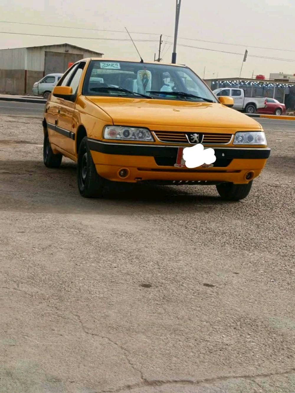 اللهم صلى على محمد وال محمد 
السلام عليكم اخوان 
بيجو اكد مديل 16
مكينة كير حداديه تبريد كفاله

بيه جاملغ بارد خلفي 
راعيه يريد مداور  تستلم رقم نكليزي 
سنويته منتهيه ب21
هيه ع المشتري 
السعر 41 
عنوان البصره متواجد واتساب ***********