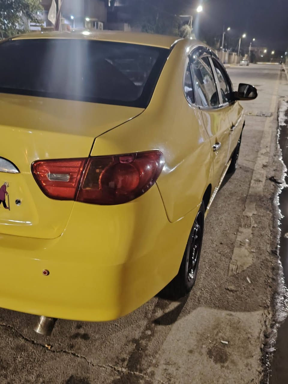 سلام عليكم النتره خليجي محرك 2000تبريد صدر تخم تاير جاهزه مصفره بسمنا تحويل مباشر مديل 8كيرعادي حاليا رقم دولي انكليزي  عنوان واسط الزبيديه سعر 70وبيها مجال *********** اسيا ***********
