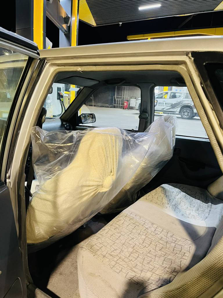 سايپا پرايد 2012 
پيشو دوا كه پس  گيرو مه كينه و ته قه وره قه به شه رت 
كامل بؤياخ له سه رساغى ته نيا پؤليش ئه ويت 
ته بريد گه رمى به شه رت به س سارده كه ى ده ويت بؤي به ستى  
وه كاله و كردن به ناوه به شه رت  سه نه وى 4 مانگ به سه ر  جوه به شه رتى كردن به ناوه خه رامه و هه مو شاتيك 
38 گه لأو مامه ليكى برا يانه  
***********
*********** بنجوين, السليمانية
