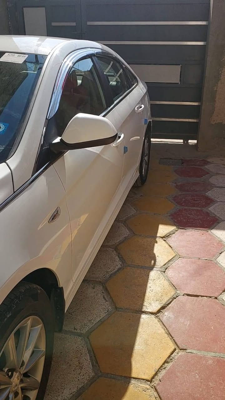 سلام عليكم سوناته مديل 2023 غاز خط واحد بسمي مكفوله كفاله عامه من كلشي من ضربه سعر 185وبيه مجال بسيط جدآ مكان السياره الدوانيه هاذه رقم  *********** صاحب السياره ديوانية, القادسية
