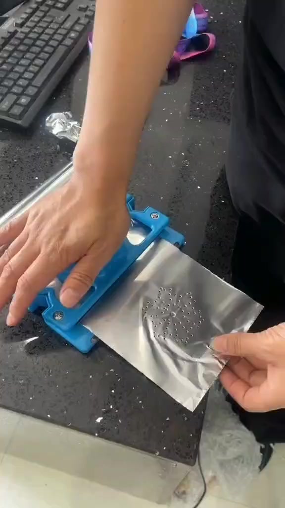 السلام عليكم جهاز تثقيب نركيله مثل هاذ منو يشتري. يتصل ***********
