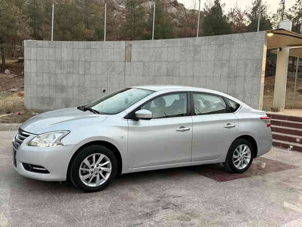 سێنترا خلیجی
مۆدیل=٢٠١٤
گێر+مەکینە+کارەبایی تەبرید سارد و گەرم بەشەرت
تەحویل و غرامەو بەناوکردن بەشەرت
هەمو شتم نوسیوە ڕسمی کاڵبونوەشم داناوە + سۆنەریشم داناوە 
نرخ= ١٠٠$  مەجالێکی برایانەشی هەیە
ناونیشان ڕانیە
مۆبایل=***********
*********** رانية
