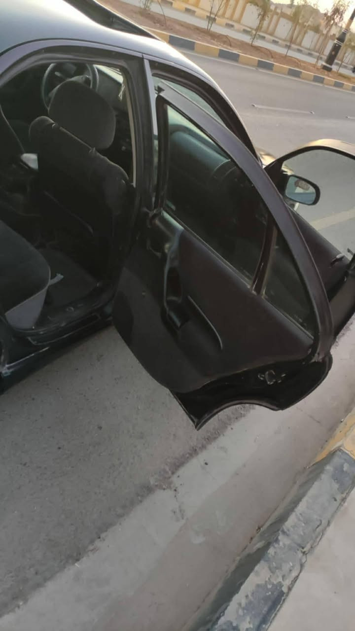 السلام عليكم
اوبل اوميكا بزون 95 
صبغ عام جماليه 
بيها صخه بالجاملغ جهة النفر امبدل جاملغ ومبخوخ
محرك 2000 كبس 
كير عادي 
جامات امامي كهرب فتحه كهرب
باتري جديد 
بلكات ونوزلات ادامه كامل 
تبريد غراضه كامله بس ما يشتغل ابيع تبريد عاطل 
السياره حلوه داخل جديد .
رقم كركوك الماني
اتريد وكاله اتريد تحويل 
مكان السياره موصل ايسر 
السعر 38 وبيها مجال بسيط
واتساب واتصال 
***********
