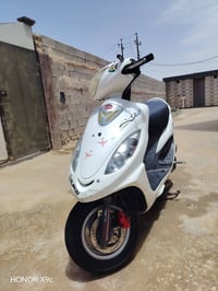 دراجه كامكو للبيع موديل 16  نضيفه من كل الجوانب الرقم 07815109825