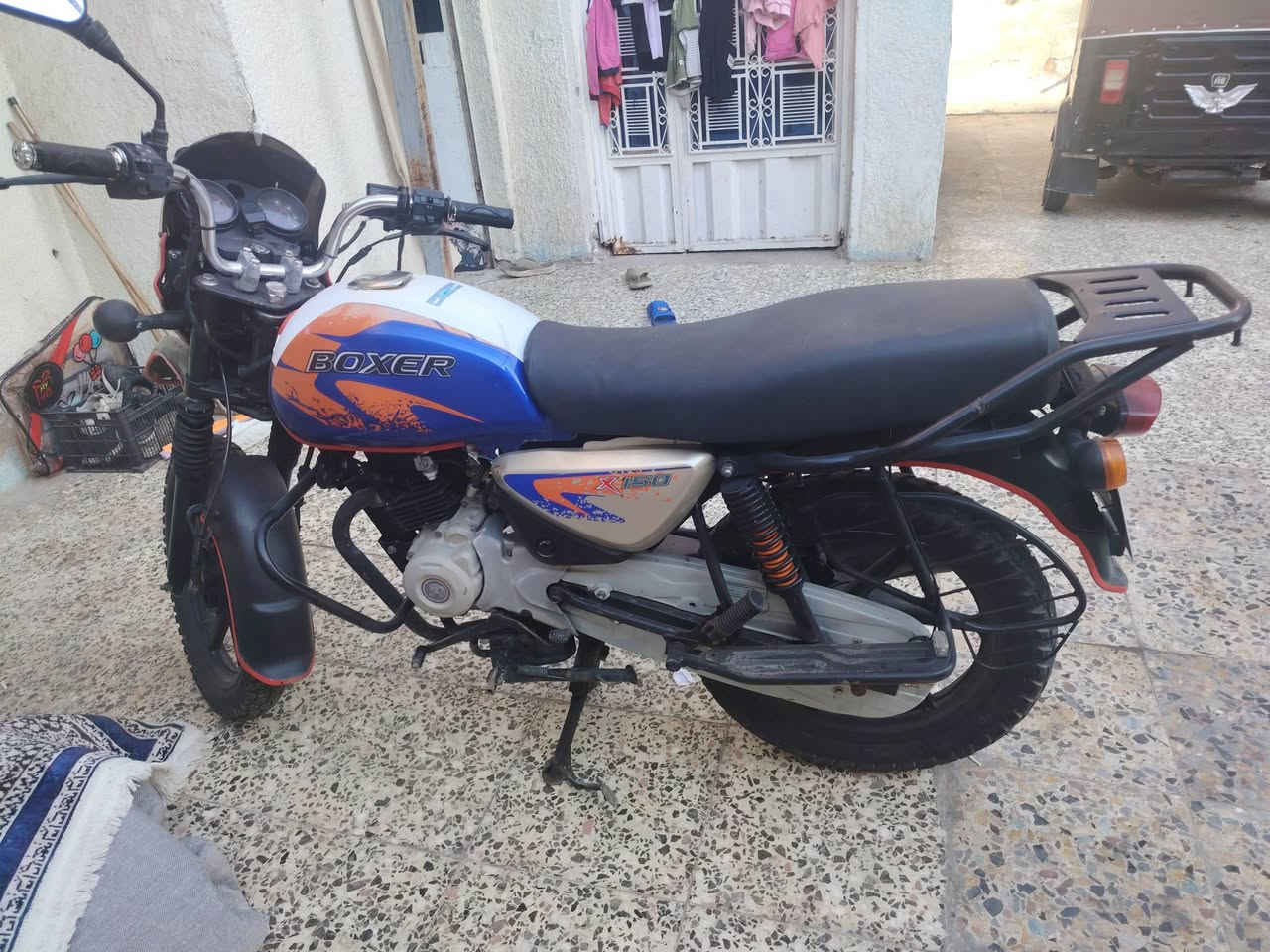 بوكسر للبيع موديل 22 مرقمه سنويه بسمي سعره 1900 وبيها مجال بسيط مكاني بغداد وهاذ رقمي ***********
