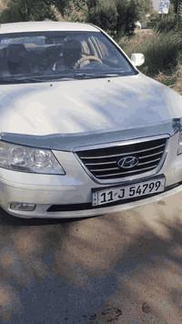 سوناتا ٢٠١٠ خليجي بيها معجون بلباب الأيمن وبارد بلجنطه صدر جاهز تبريد شغال السعر ١٢٨ وبيها مجال العنوان دوره حي الصحه
***********
