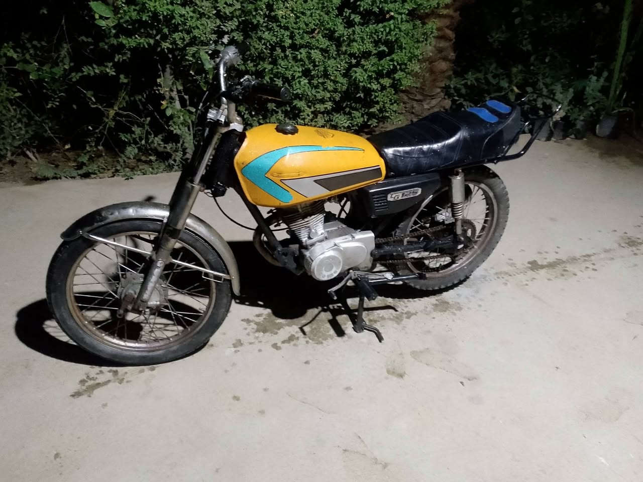 سلام وعليكم للبيع دراجه  درجه 4 كير  . ..كلك ... شلعه ومعدل تشك الكاع السعر 250 وبيه مجال قليل  مكان كربلاء طريق الحسينيه الكنطره البيظاء. ***********
