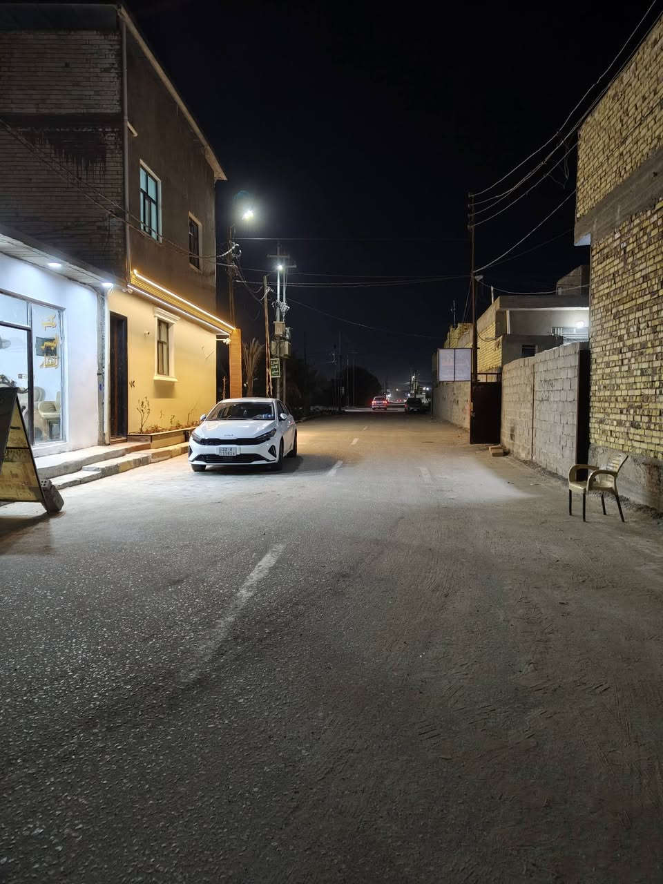 يا الله عرصه البيع مساحه 150متر كامل خدمات مشموله بل تطويب سند 25 سعر 26وبيه مجال خط الاول العنوان شارع الاصب عمود 335 الاستفسار ***********
