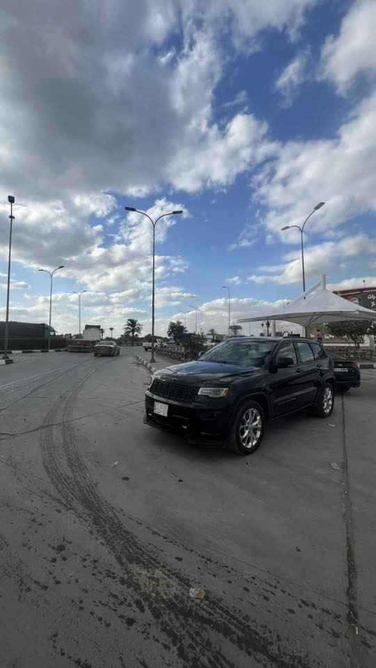 السلام عليكم
جيب كراند شيروكي اوفرلاند ٢٠١٩
محرك 5700(v8)
كلين (وارد كندي)
حادثهة بل عراق جاملغ ايمن فقط(السونار موجود بل منشور)
ماشية ٧٦٠٠٠ميل
فول مواصفات 
لل استفسار :-***********
مكان:ديوانية
السعر :٢١٥٠٠$
