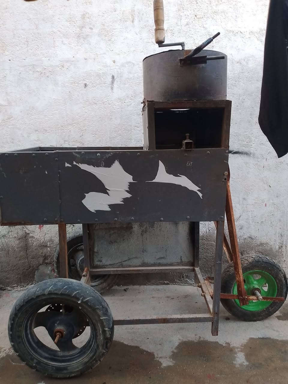 السلام عليكم عربانت اشامي للبيع العنوان كربلاء الشبانات قرب مدارس اليتام السعر200وبية مجال ***********بيواتساب
