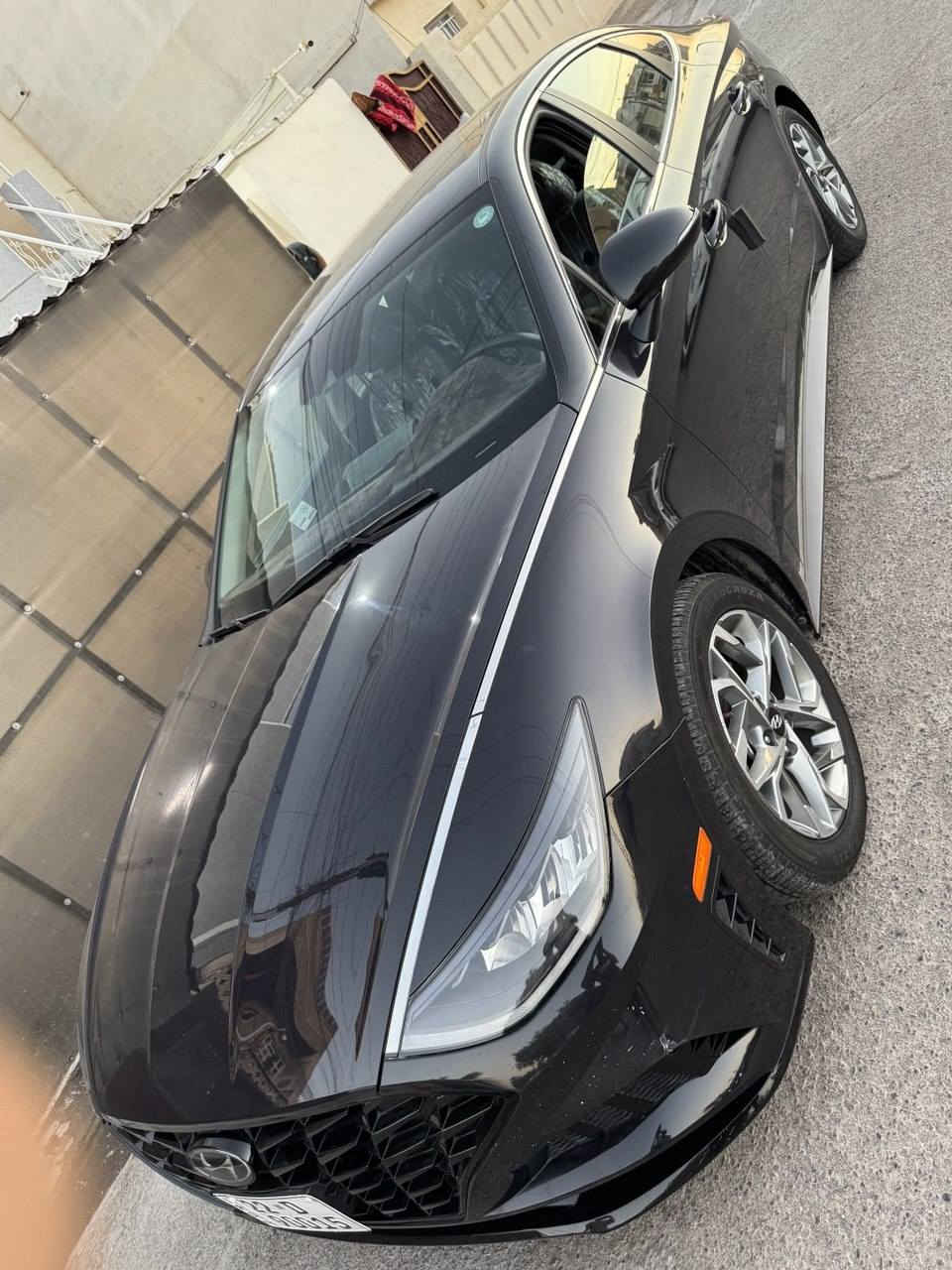 يالله اللهم صلي على محمد وال محمد 
هونداي سوناتا
فول عدا البانوراما 
موديل :2023  رقم اربيل
لون : اسود 
وارد :اميركا  حادث خلفي قطعه وحده صبغ بدون تبديل 
محرك :2500 gdi  تنفس طبيعي
عداد المشي : 34m
مواصفات 
_بصمة 
_شاشه 
_كامرة خلفية 
_لد امامي وخلفي 
_بصمة ابواب 
_تشغيل عن بعد 
_كشنات تدفئه +تدفئه ستيرن 
_جنطة بصمة + دكمه+ صندوق ذكي عند الاقتراب
_ تنبيه خروج عن مسار _رادار امامي خلفي وجانبي 
_فول حساسات 
 نقطه عمياء 
_ تحكم وضعيات 4 للقيادة 
-اوتو هولد 
_فول تحكم ستيرن مع قيادة ذاتيه 
 _سايد بريك كهرباء دكمه + كير دكم 
_تحكم تبريد 
_كشافات 
_اشاير مري
_عدادات الالكتروني
 _ سياره 12 سماعه
داخل لون اسود 
السياره مدوشمه عامه
العنوان :بغداد الجديده/المشتل
للاستفسار الاتصال 
***********
***********
