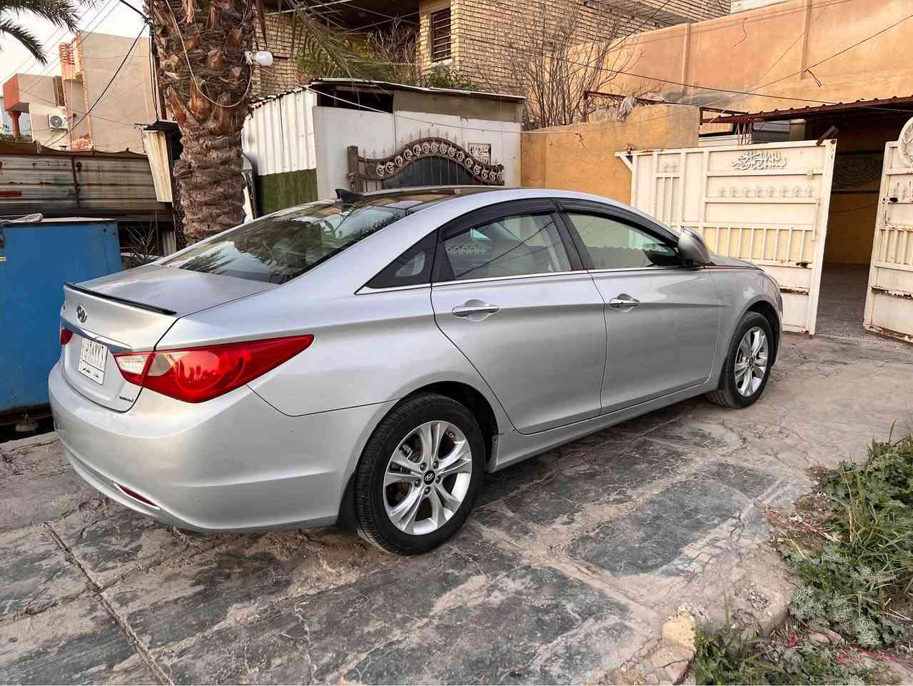 سوناتا 2013 وارد امريكي فول موصفات ماشيه 100مكفوله كفاله عامه بيه على كد اشبر بالجاملغ الامامي بـSSĀŠـَس ترهم بيع او مراوس مكاني غزاليه يم المرور *********** بغداد, العراق
