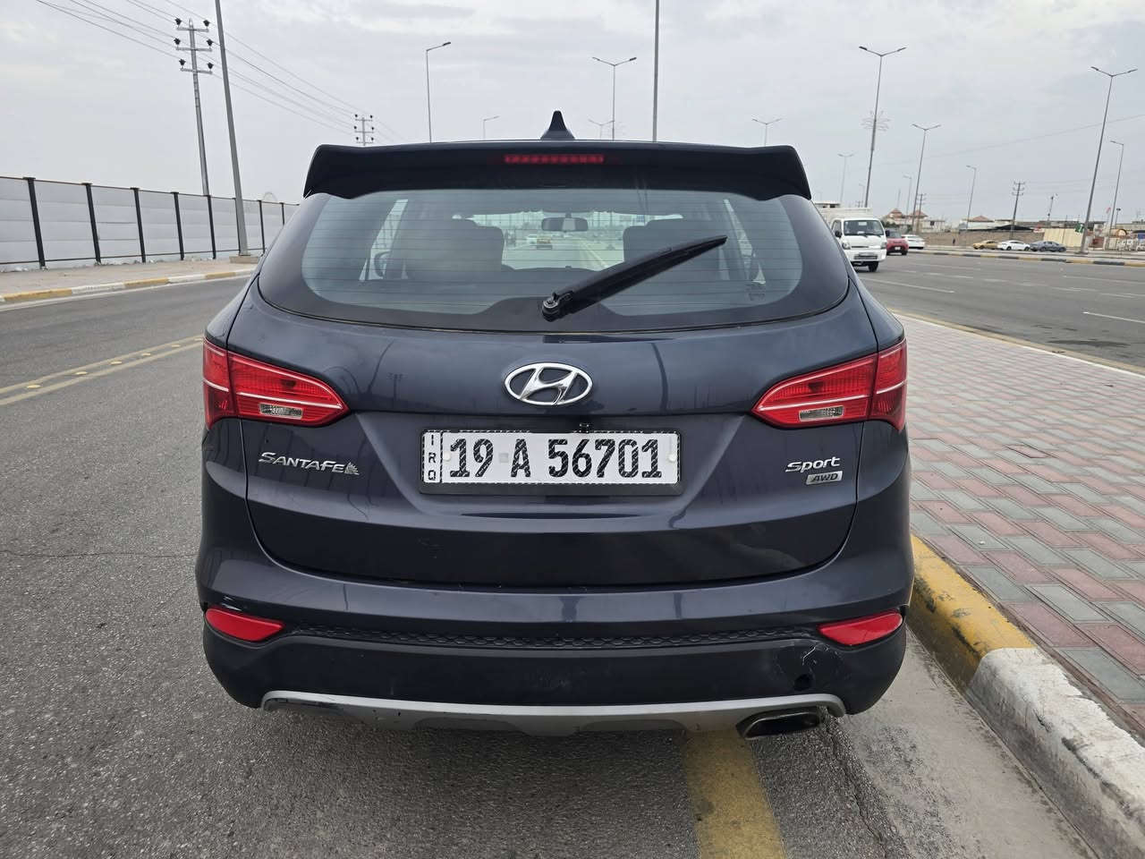 السلام عليكم سياره سنتافي موديل 2016 وارد امريكي حادثه من امريكا ثلاث قطع شاملغ وبيبن محرك كير تبريد حداديه كفاله سعر السياره 128 وبيها مجال بسيط العنوان كربلاء ورقم الهاتف***********
