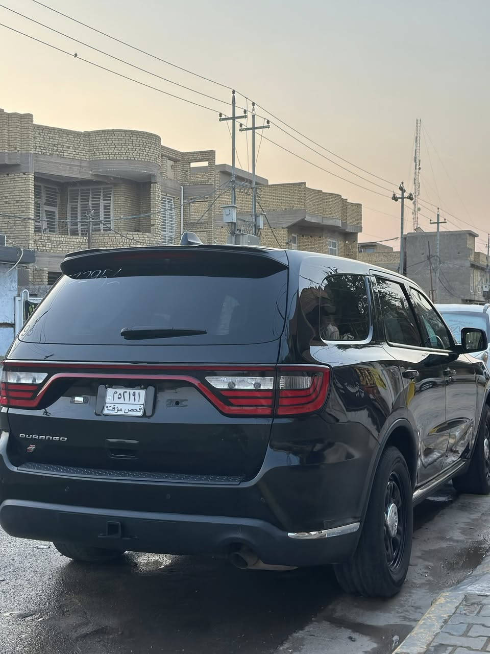 السلام عليكم دورنكو 2023بوليسي مكفوله من الضربه والتبديل والصبغ فقط بارد بيها بلجنطه وبلجاملغ الخلفي كلين  مكينه 6سلندر جاهزه من كلشي رقم بغداد إنكليزي مكاني بلكوت الشراي يتصل *********** السعر 315وبيها مجال
