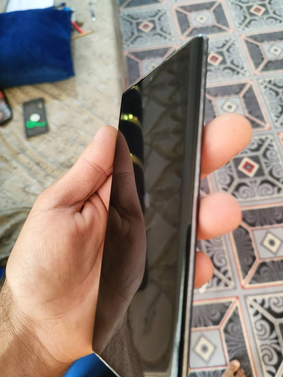 سامسونك نوت عشره بلاص مكفول من الفتح والتصليح ذاكره 256
العشوائية 12 
مكاني حله حي الصدرين 
***********
