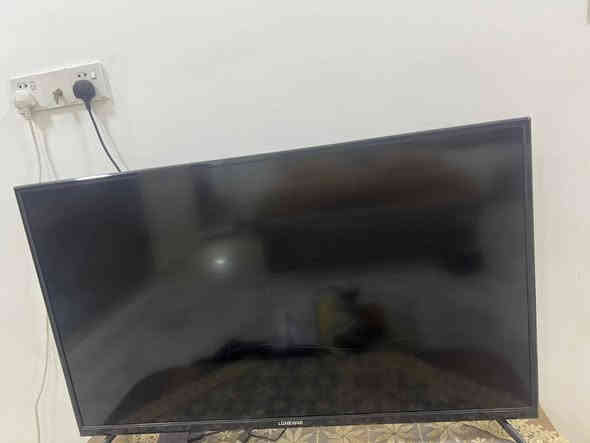 مكلف بالنشر شاشة حجم 55 اندرويد للبيع السعر 225 عنواني بغداد اي استفسار عالرقم ***********
