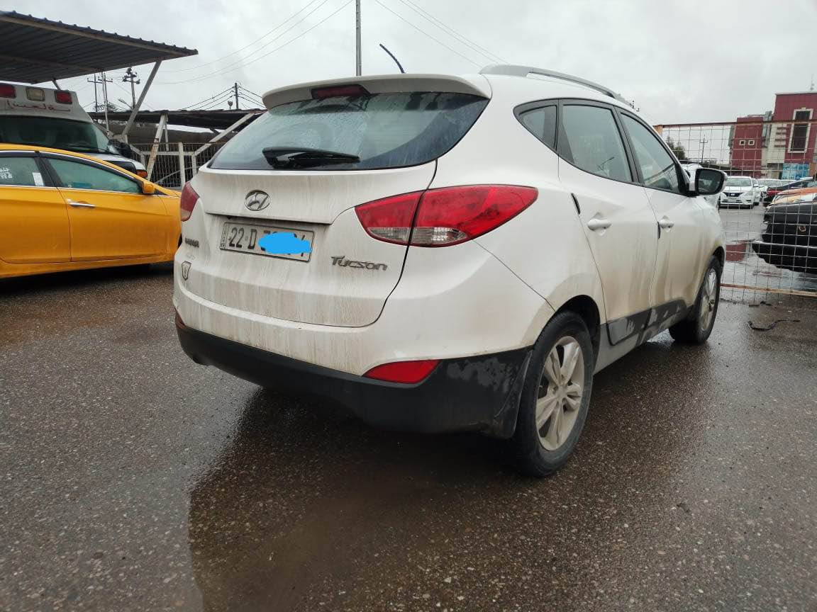 للبيع توكسون موديل 2014
سعرها 158 ورقة بيها مجال . 
ماشية 132 الف حقيقي
گير محرك مكفولة من فتح بدون عيب
سيارة بيها نضافة فول نصبتها كلش حلوة
مكفولة من صبغ فتح تبديل حتي بدون بارد
رقم سنوية كلة جديد شرط تحويل كود بنزين بيها 
مكان سيارة كركوك مركز مدينة .

***********📞
***********📞 أربيل, العراق
