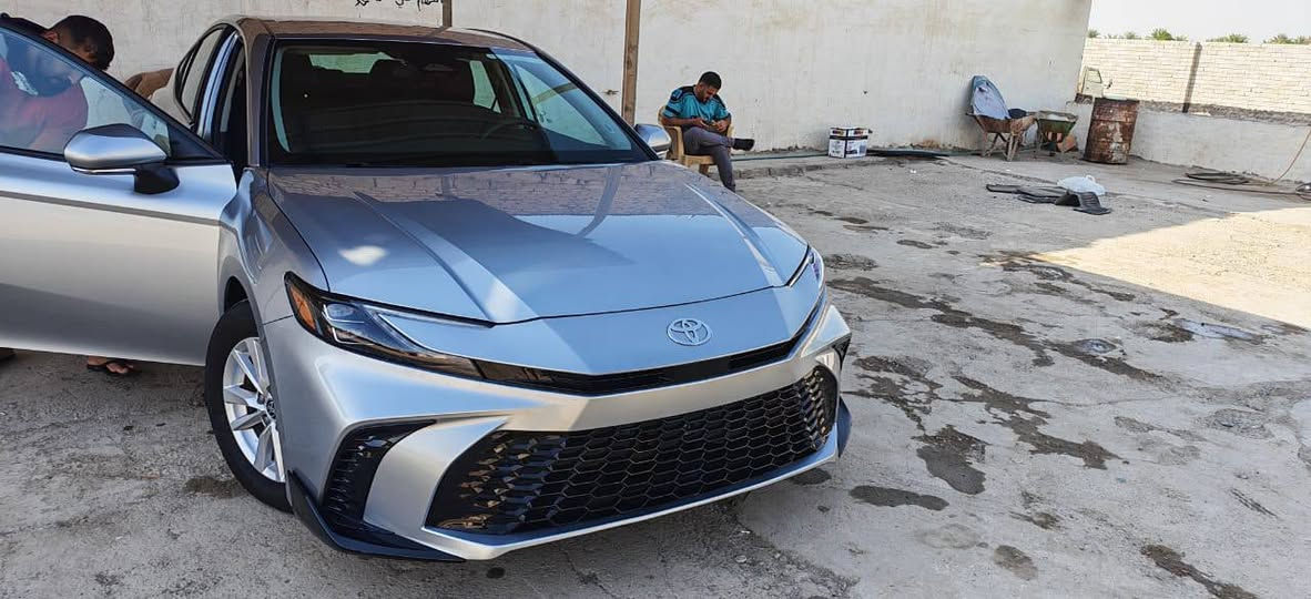 االسلام عليكم 
كامري هايبرد
2025 دخول جديد 
مكينه2.500 بانزين و هايبرد HEV  تترقم كل محافضات
فئة ال Le ماشيه 16 الف ميل 
حساسات
تحكم ستيرن جهتين
رادار امامي
رادار جانبي
قياده ذاتيه
كروز سرعه
مانع انزلاق
مانع تصادم
حساسات ضغط الاطارات
بك لايت لد   LED
لايت زنون امامي بلادي LED
ويل 18
محدد مسار
تصحيح مسار
حساسات ستيرن التنبيه  
مودEV
اوتو هولد
 بصمه
3أنظمة قياده ECO / Normal / Sport 
قطعتين تبريد
سايد بريك بصمه
نضامGBS + خرائط
اوامر صوتيه وتسجيل صوتي
كامره خلفيه
منافذ تايب سي 
شحن لاسلكي 
وبعد بيها مواصفات معروفه
تحويل ثاني يوم 
سعر198 مجال شي بسيط
مكانها  صلاح الدين سامراء 
‏  التواصل عبر الاتصال فقط ووتساب *********** 
ضرر صبغ بنيد وجاملغ فقط وتصليح درجه اولئ شرط بجم كبس 
ورقم الشاصي مرفق بل الصور
