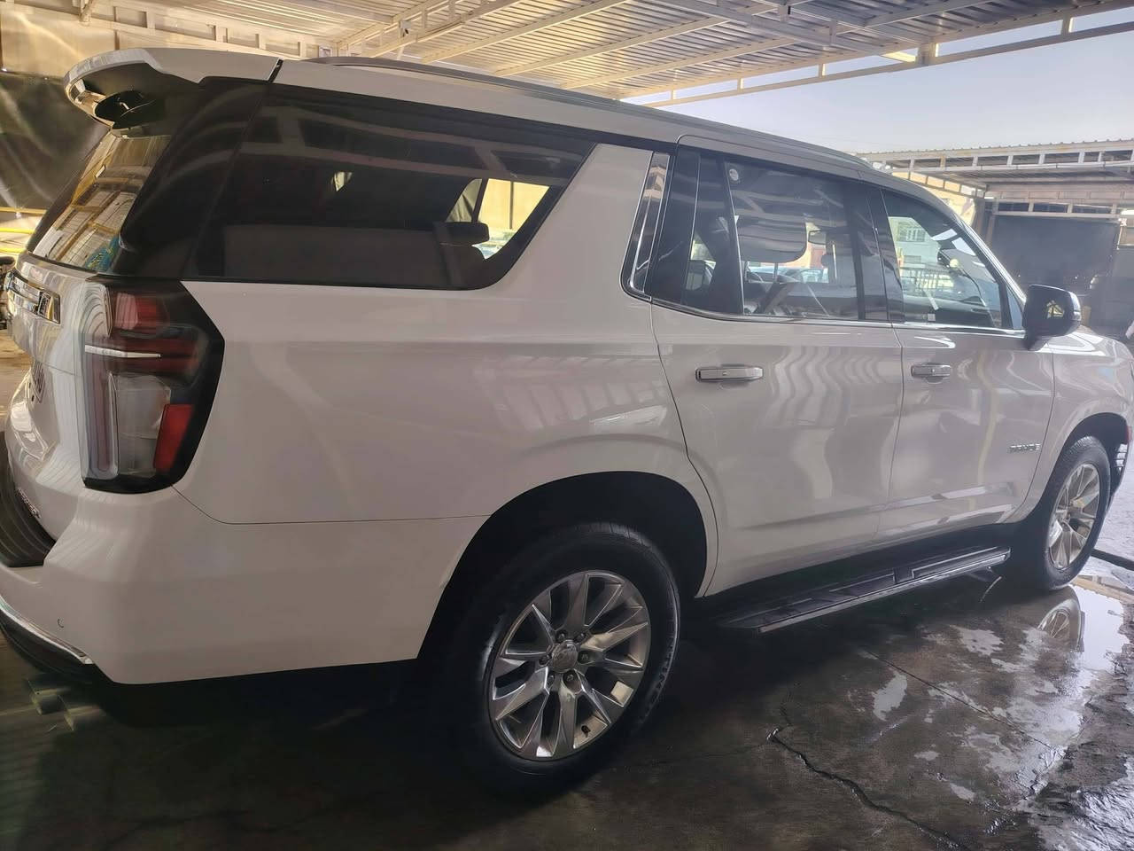 تاهو 2023 بريمير وارد امريكي رقم اربيل ترقيم جديد
عداد المشي ٥٠ الف
مواصفات سياره بريمير فول
رادار امامي جانبي وخلفي
نقاط عمياء
تحديد مسار
تحذير من الاصطدام الامامي
مقعد تنبيه السلامه
تنبيه خطوط الشارع عند النحراف
4بصمات +بصمه تشغيل
كشنات تدفئه وتبريد اماميه وخلفيه
ستيرن تدفئه
عرض تنبيه الاصددام في الزجاجه الاماميه
كشنات كهرباء وتحكم المقاعد الخلفيه من الامام عند سائق او بلخلف
لايت زينون بلادي
محرك 8 5300
سياره بيه قطعه ونص 
سياره نضيفه جدا وجاهزه وكل نقص مابيه
مكان سياره الحله
بيع فقط
***********
