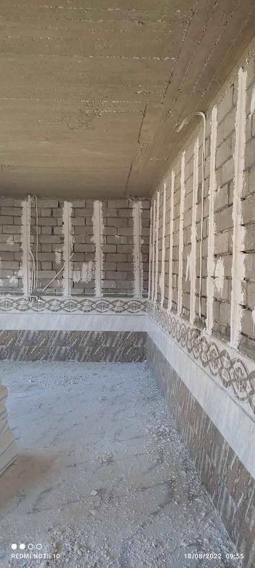 السلام عليكم كادر لبخ جص من الموصل_شغل درجة اولى  شغل على مساطر وحسب الطلب شغل نضيف ومرتب شغلنا مستمر بل شرقاط البيت يطول 3 ايام من يرغب بل عمل الاتصال على رقم و ***********خاص مفتوح
