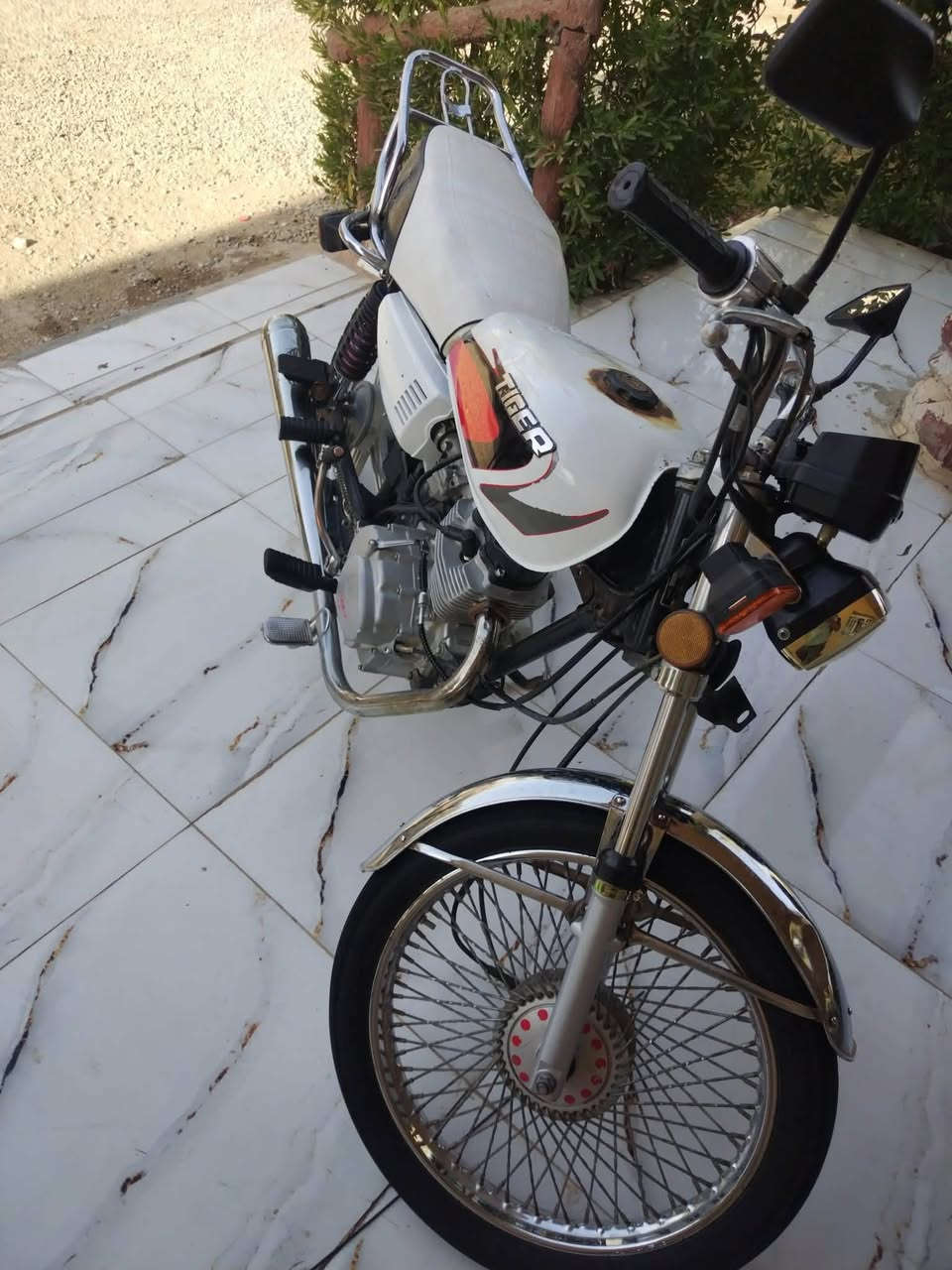 سلام عليكم  دراجة تايكر البيع دراجة خير من الله  شلعه تخبل  موديل 20 دراجة نضيفه محرك مفتوح مره وحده  فقط دراجة نضيفه دراجة مال شغل دراجة ماناقصه اي شي   حلوه رقم صاحب دراجة ***********.سعر 340بيه مجال الطيبين
