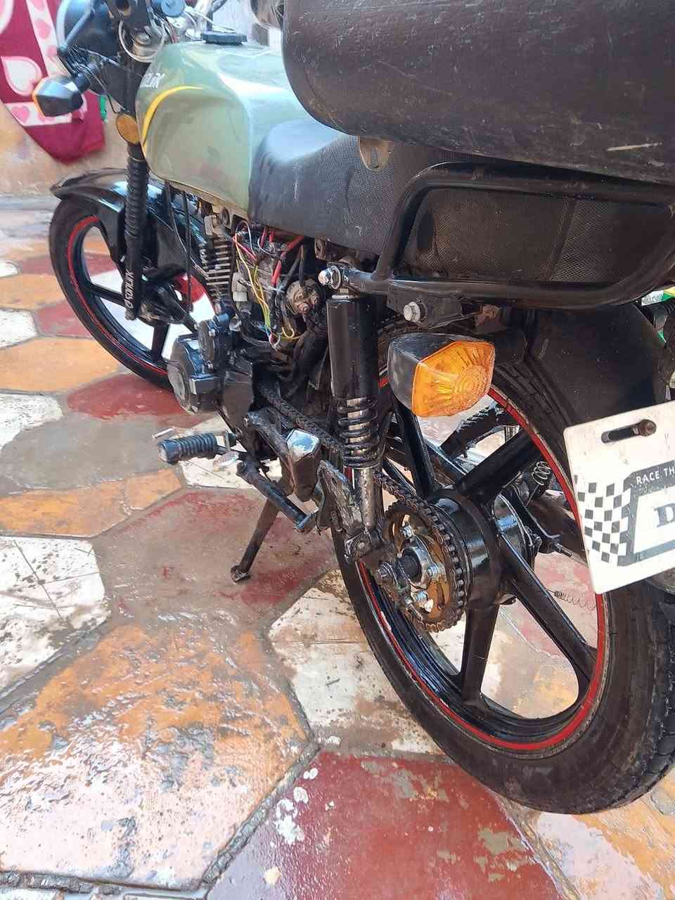 دراجه: سونك
موديل: 2023

دراجه: بيها خيط بخار

مشكلة: بيها ورقه نقص 

اكاتب الك: شارع 

السعر: 700وبيها مجال

مكان: النجف


**إذا كنت صاحب هذا الإعلان وتريد حذفه لأي سبب، رجاءا أرسل رسالة إلى الدعم الفني**