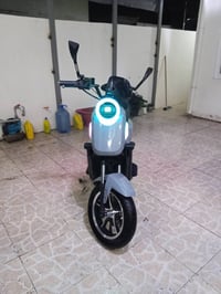 دراجة شحن للبيع نوع  f_3 من شركة  WINLEE عدد البطاريات 5 قوت الملف 200...